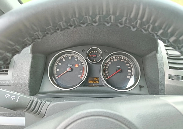 Opel Zafira cena 15000 przebieg: 280326, rok produkcji 2005 z Poznań małe 79